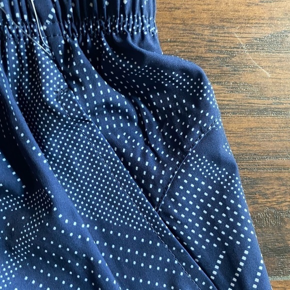 Umbro, Boys, Shorts, Navy, Size Small 6/7 NWT - Picture 8 of 14